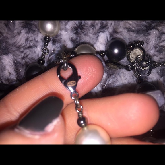 Authentic chanel cc necklace - Picture 5 of 5